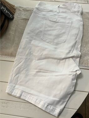 Torrid White Denim Low-Rise Jeans